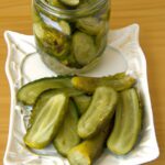 Crunchy Low-Carb Pickles: A Tangy Twist for Healthy Snacking