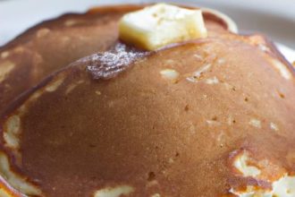 Fluffy Low-Carb Pancakes: Delicious Breakfast Made Simple