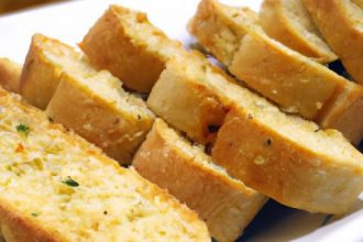 Golden Gluten-Free Garlic Bread: Crispy, Flavorful Delight