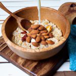 Creamy Oatmeal with Almond Milk: A Nutty Morning Boost